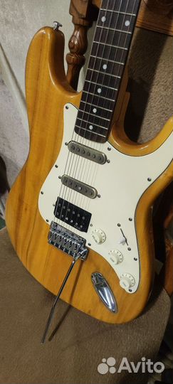 Stratocaster japan(Фуджиген)