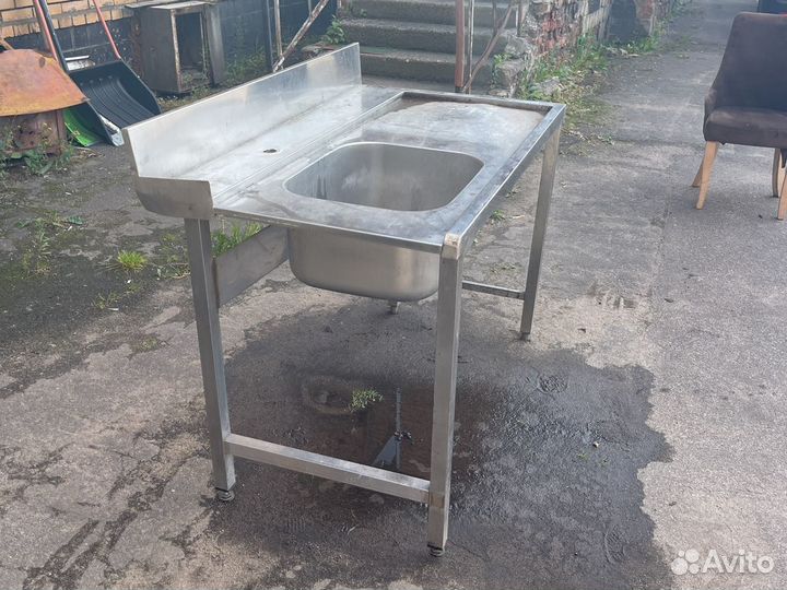 Мойка с рабочей поверхностью