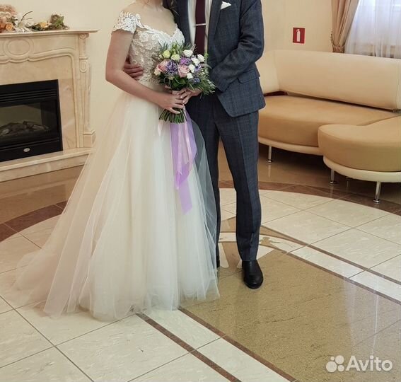 Свадебное платье