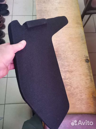 Боковины задней акустической полки для а/м Нива