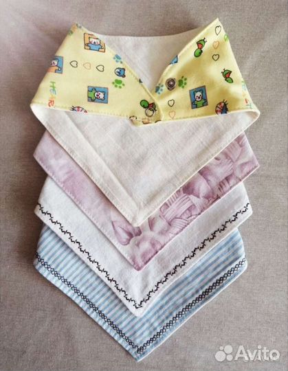 Слюнявчик платочком