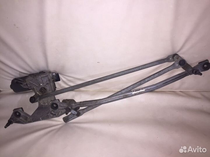 Форд C Max. Трапеция передних дворников