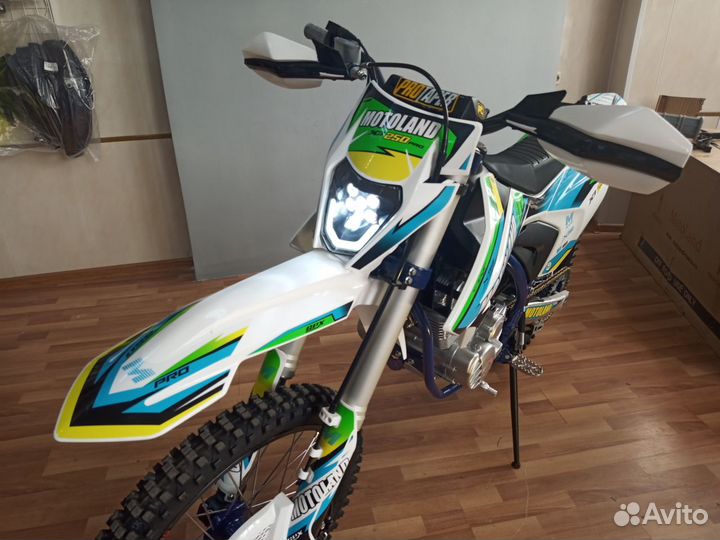 Motoland x3 250 (GR2, Avantis A5, Fidelis S2)