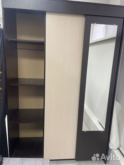 Продаю шкаф