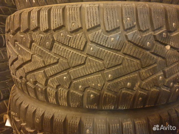 Pirelli Ice Zero 235/55 R17