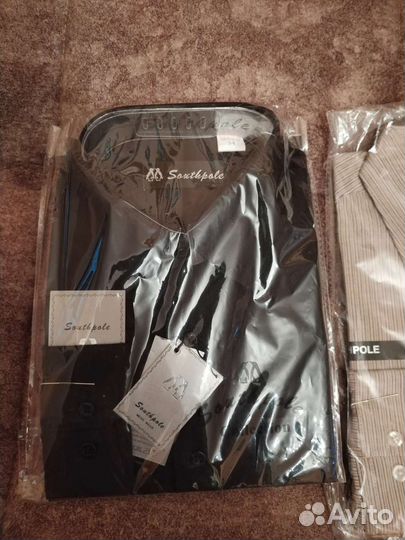 Рубашки детские новые