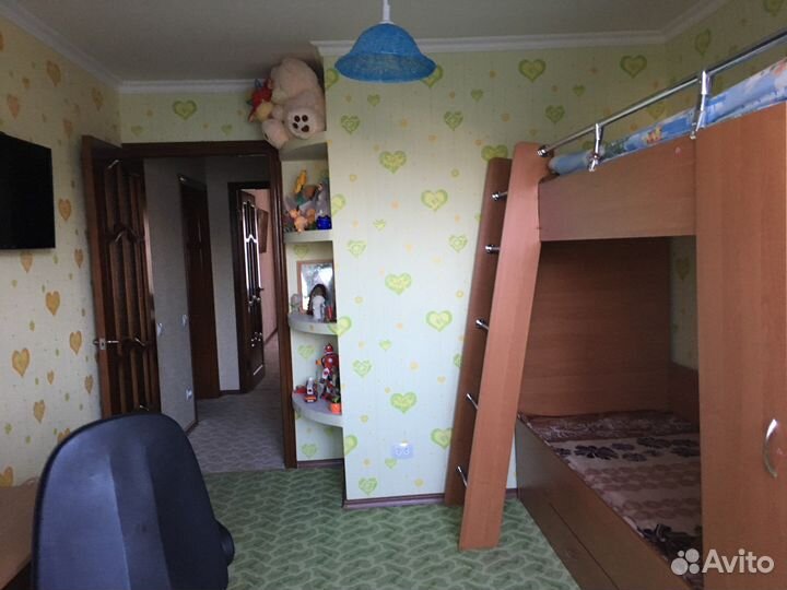 Двухъярусная кровать