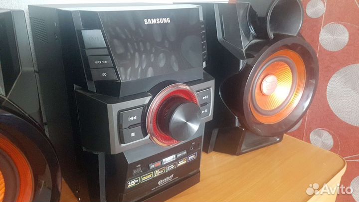 Музыкальный центр samsung giga sound PRO