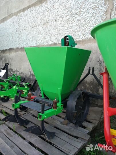 Картофелесажалка Bomet S239, 2023