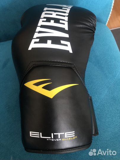 Перчатки боксерские Everlast Elite Pro style