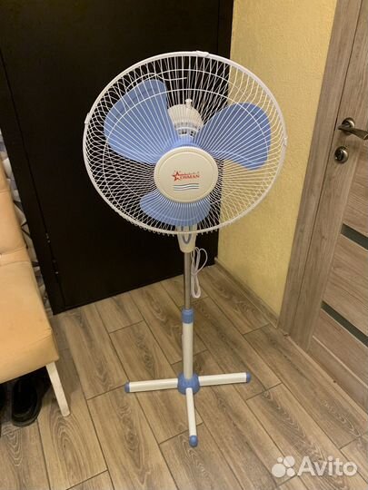 Напольный вентилятор мощный
