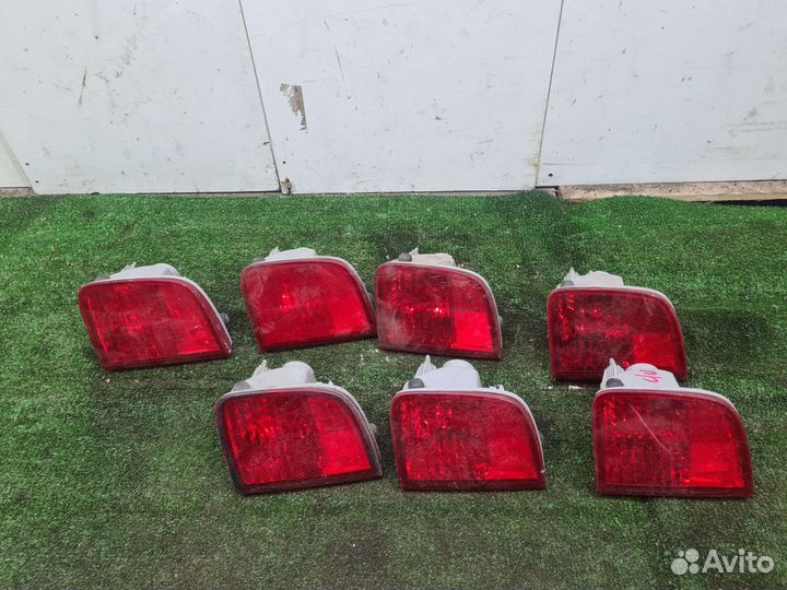 Птф заднего бампера правая Land Cruiser 200