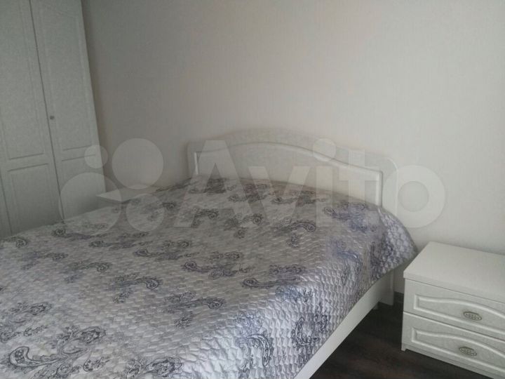 2-к. квартира, 56 м², 3/3 эт.