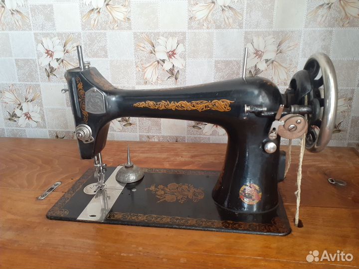 Швейная машинка