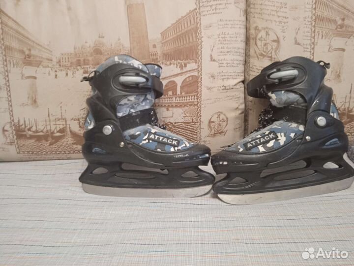 Коньки хоккейные