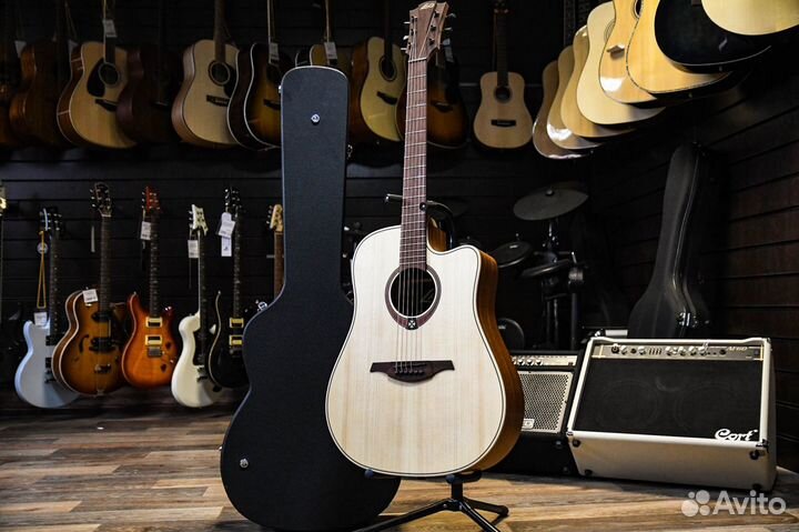 Акустическая Гитара Lag (комплект)