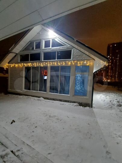 Дом 214 м² на участке 11 сот.