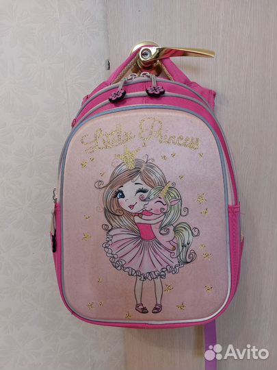 Школьный рюкзак