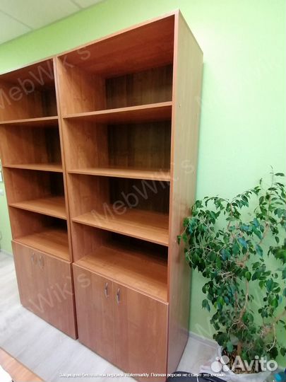 Шкафы для документов, одежды