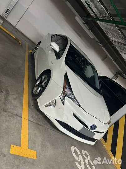 Toyota Prius 1.8 AT, 2017, 88 000 км