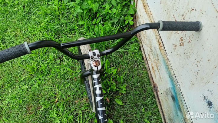 Трюковой велосипед bmx