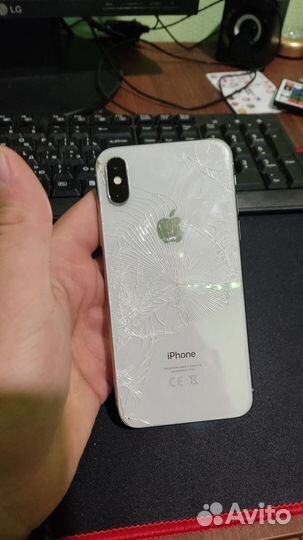 iPhone X, 64 ГБ