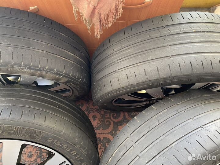 Continental ContiPremiumContact 5 215/55 R17