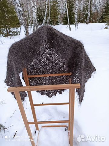 Пуховый полушалок ажурный серый