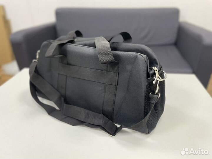 Спортивная сумка Nike, чёрная