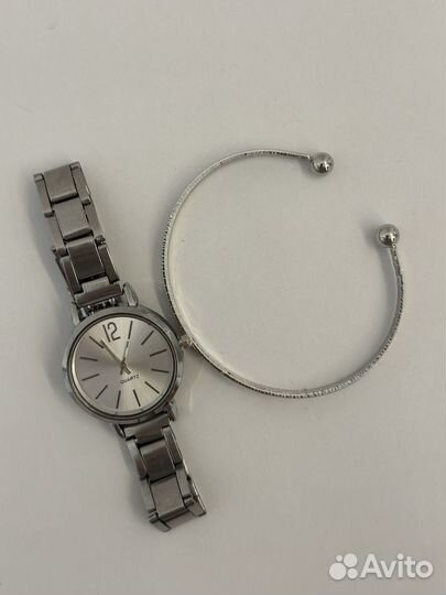 Наручные часы и браслет
