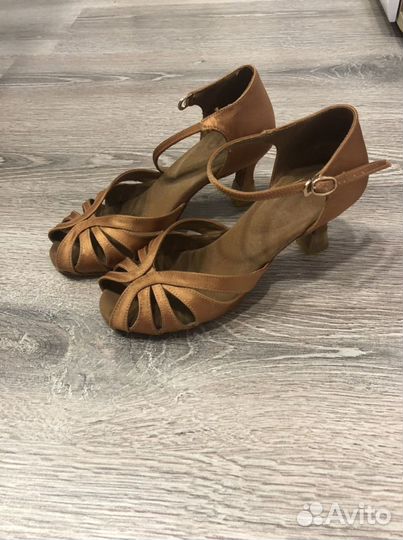 Туфли для танцев