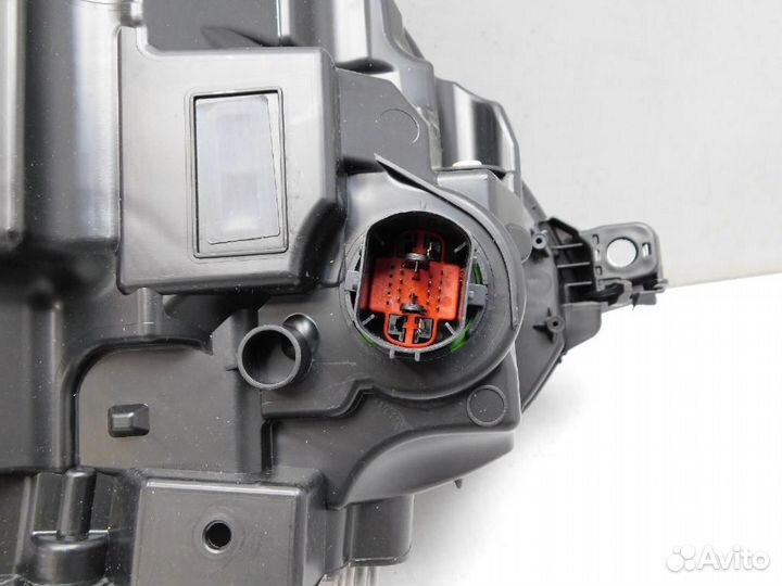 Фара левая Land Rover Range Rover