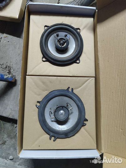 Колонки в авто