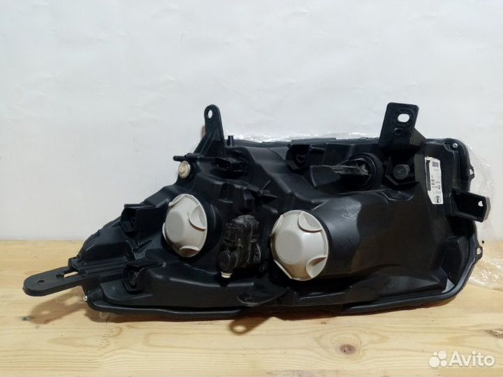 Блок Фара передний правый LADA X Ray