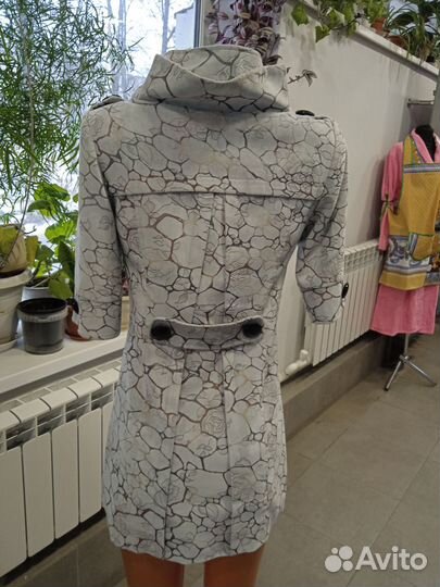 Плащ женский