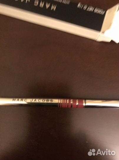 Карандаш для губ marc jacobs
