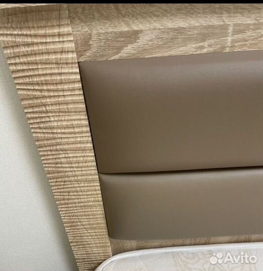 Кровать с матрасом 90 х 200