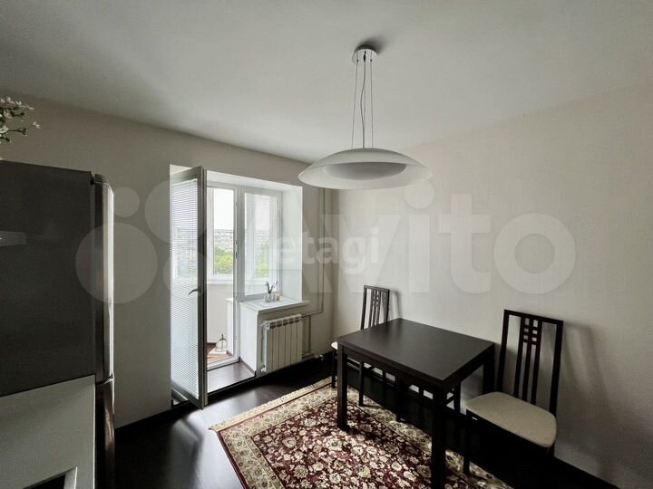 2-к. квартира, 67 м², 9/10 эт.