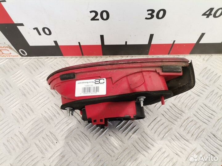 Фонарь крышки багажника левый Alfa Romeo 159 2006