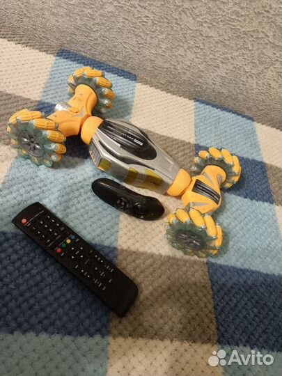 Джип на пульте управления