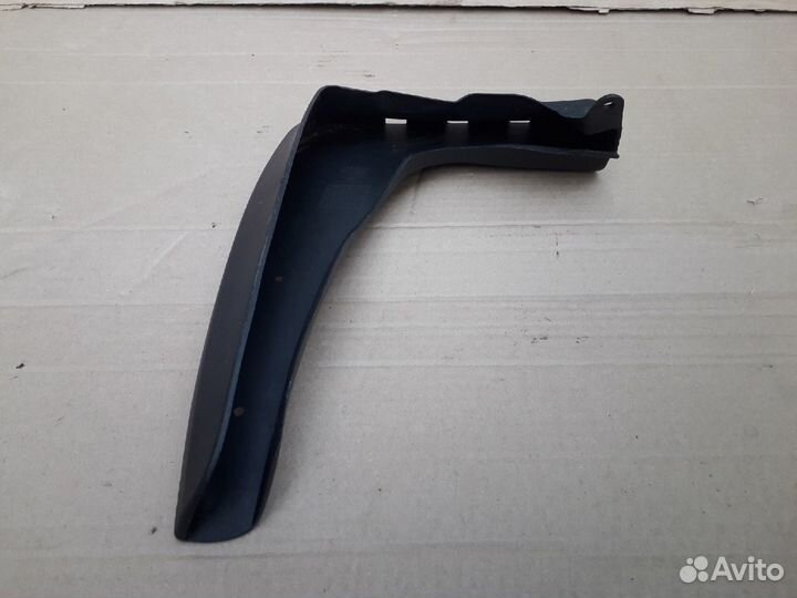 Брызговик задний правый BMW X5 E70