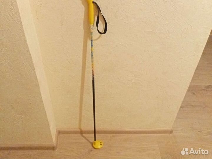 Лыжная палка одна,лыжи -140, ботинки, размер 32