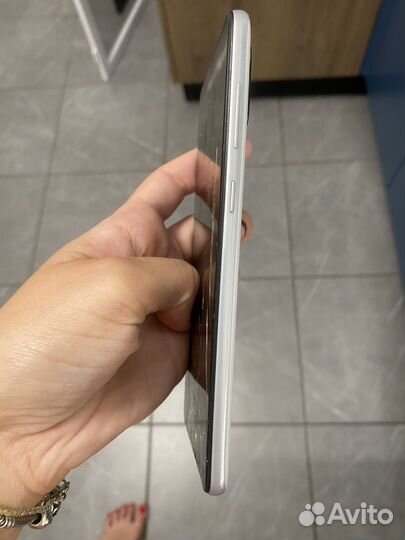 Телефон Samsung galaxy A31