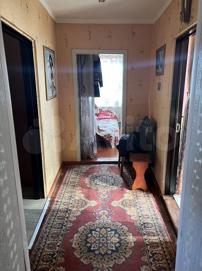 3-к. квартира, 70 м², 1/1 эт.