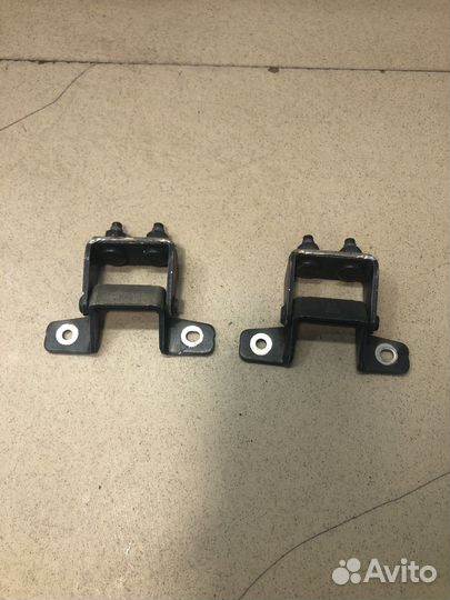 Kia ceed ED 5DR Петли багажника