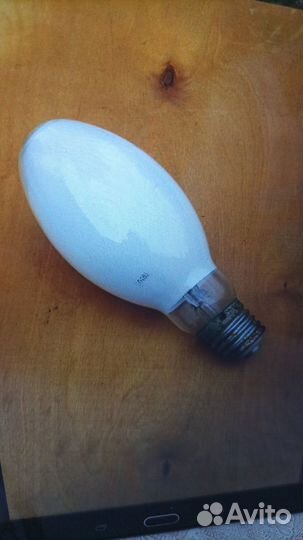 Лампа освещения