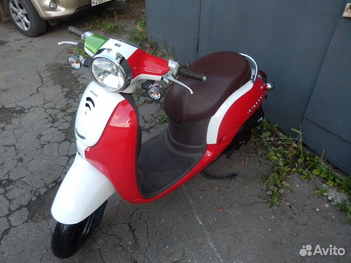 Скутер Honda Giorno AF70 