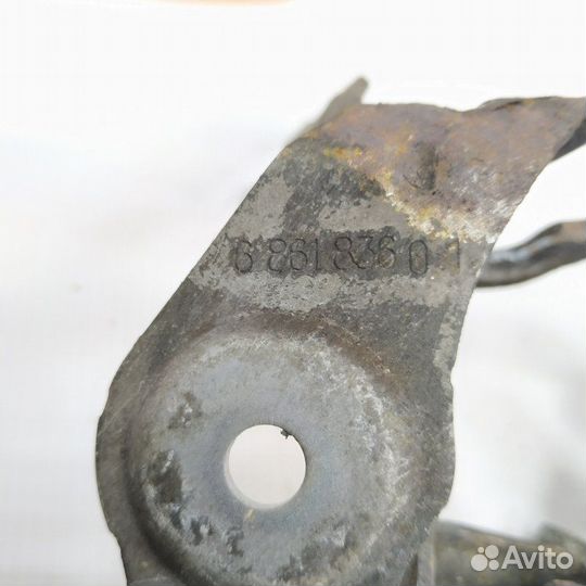 Кронштейн Bmw 520D G30 2019