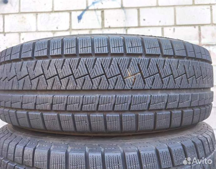 Pirelli Ice Asimmetrico 225/65 R17 102Q