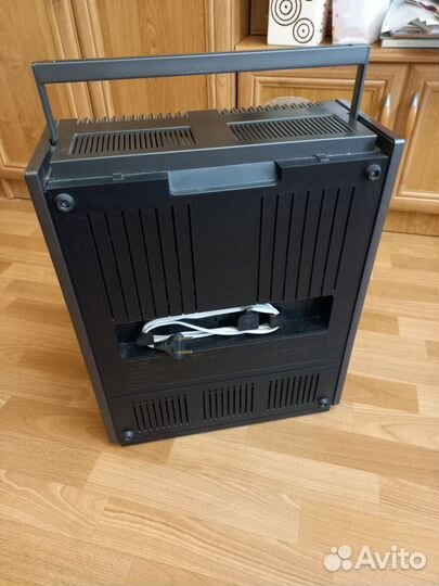 Катушечный магнитофон